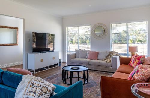 Burnside House | Rileystone