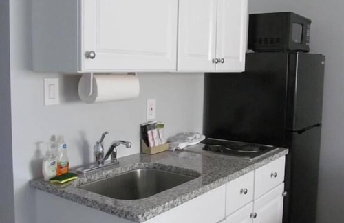 Wildwood Hotel | Rio Motel and Suites