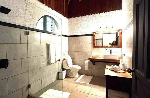 Orosi Hotel | Rio Perlas Thermal Resort & Spa