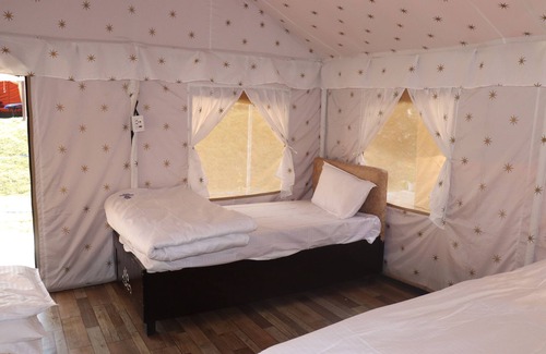 Sirala Hotel | Rishiveda