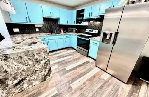 Appleton Apartment | Ritchie’s Residences of Kensington: Urban Pelican
