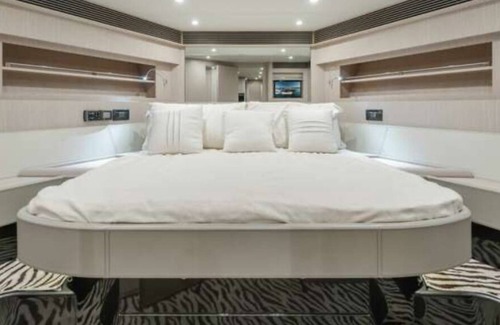 Marina del Rey Boat Rental | β Riva Virtus 65' Yacht - 8HR Day Trip from Marina Del Ray π