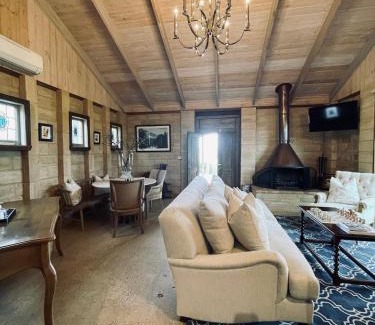 Tambo Upper Apartment | Rivendell Farm Estate