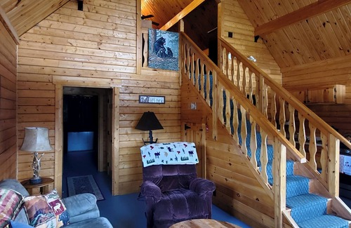 Lyndonville Cabin | River Bend Cabin Moose