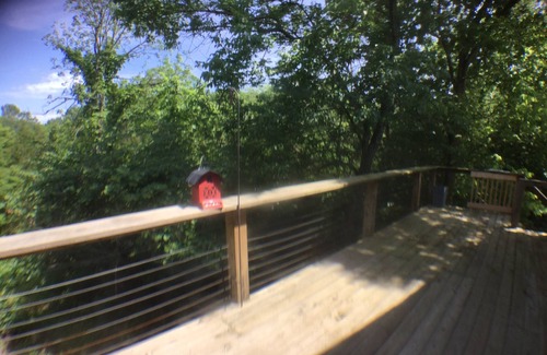 Brookline Station Cabin | River cabin w access. close to town. 35 foot deck