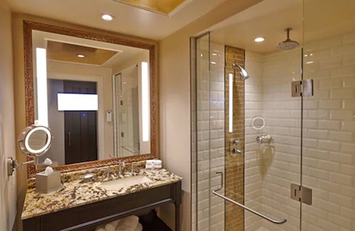 Lemay Hotel | River City Casino & Hotel