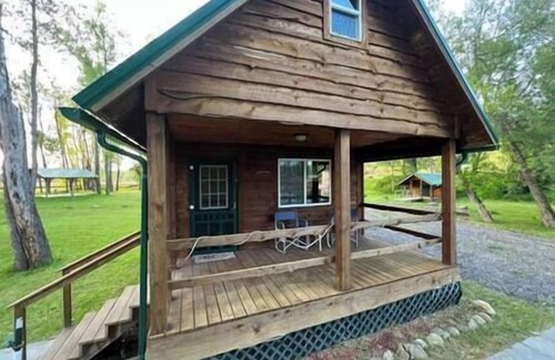 Belfast Cabin | :)River Getaway LogCabin | 4ComfyQBed +Electric #3