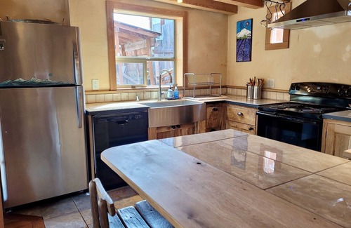 Winthrop House | River Nest-Winthrop Home on the Methow River, Minutes from Downtown!