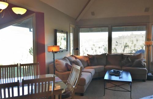 Century West House | River Ridge 416A