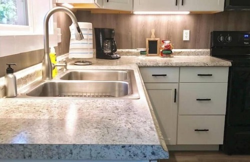 Van Buren House | River Ridge Retreat