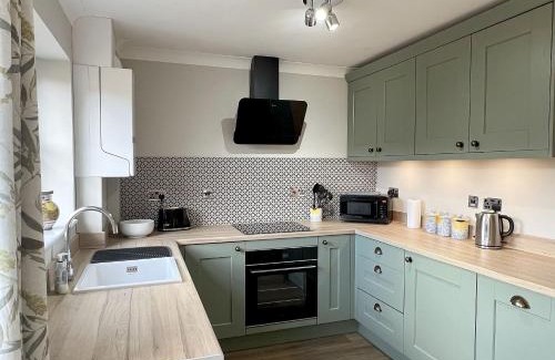 Fakenham House | River Rose