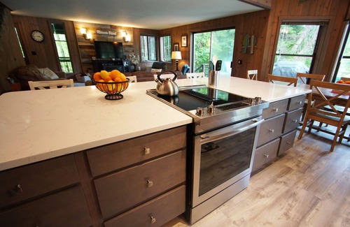 Crescent City House | River's Bend - Your ultimate River Destination