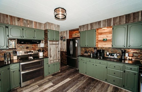 Forks House | River's Edge, Gateway to the Olympic National Park