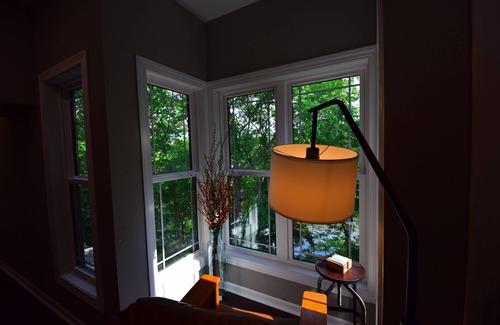 Iowa Falls House | River View #1 - Charming 2-bedroom house with AC, WiFi in serene Iowa Falls