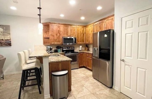 New Braunfels Condo | Riverbank Bliss at Rio Guadalupe | WIFI | Stunning Views