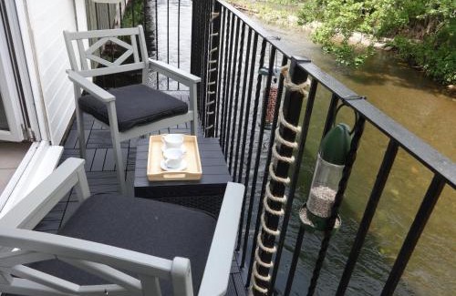 Egremont House | Riverbank Cottage River Ehan Double Balcony