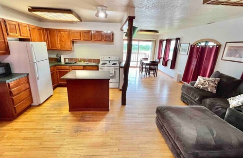 St. Joseph Cabin | Riverfront 2 bdrm Jacuzzi Cabin w/Sunset Balcony