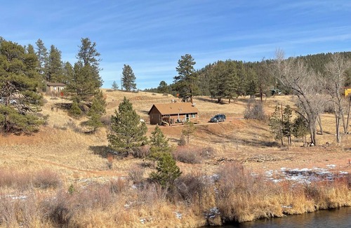Deckers Cabin | Riverfront Cabin. Located on the "Gold Medal" waters, of the South Platte River