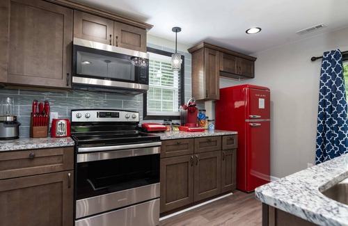 Mount Holly House | Riverside Cottage in Mt. Holly- Quiet & Comfy