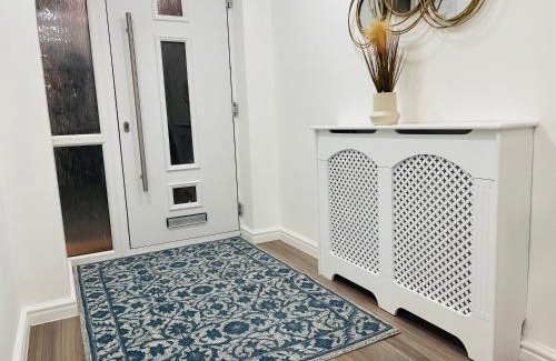 Island Gardens House | Riverside Premium Double Room E14