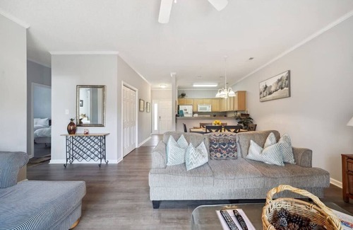 Little River Apartment | Riverside Relaxation – Golf, Beach & More