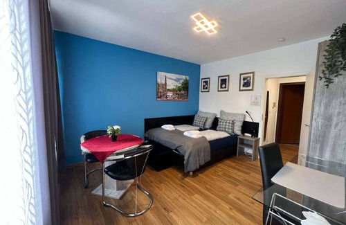 Altstadt Apartment | Riverside Retreat in Koblenz