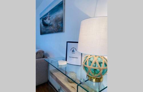 Balloch Apartment | Riverside View Apartment in Balloch, Loch Lomond