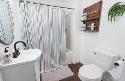 Russell Apartment | RiverSuite2 - A the view that soothes a soul.