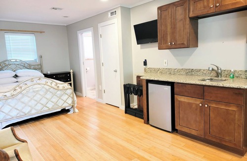 Steinhatchee House | RiverView Retreat Steinhatchee, Stilted Home sleeps 10 with River View