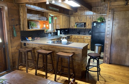 Broken Bow Cabin | Riverwalk ~ on the lower mountain fork river