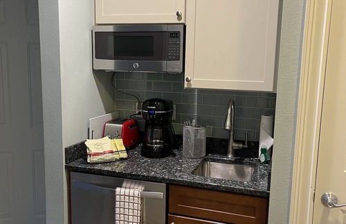 Lincoln Apartment | Riverwalk Resort at Loon Mountain - Deluxe Studio Condo