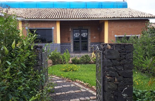 Paranapanema House | Riviera de Santa Cristina XIII - Rancho Pé na Água for 12 people