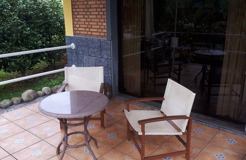 Paranapanema House | Riviera de Santa Cristina XIII - Rancho Pé na Água for 12 people