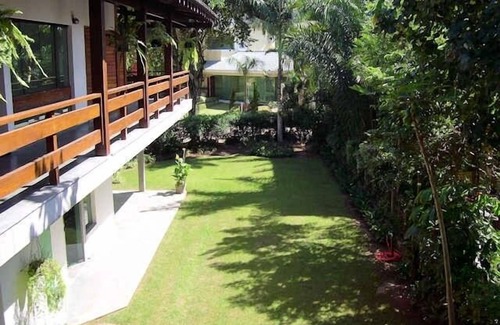 Riviera de Sao Lourenco House | RIVIERA Great Localz. - wifi, little animal. 3dorm 2suites 5ban 1lav churr.