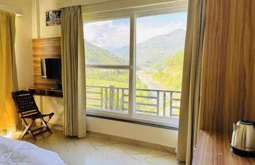 Ukhimath Hotel | Riyansh hotel and restaurant