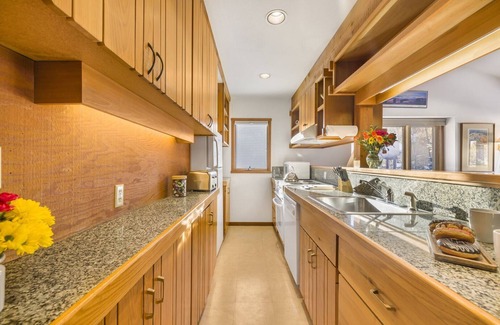 Moose Wilson Road Condo | RMR: Geranium 2621 Condo in The Aspens/Wilson,WY