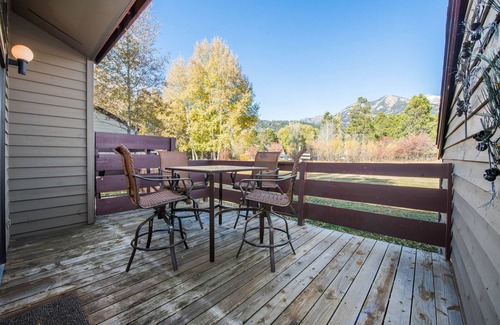 Moose Wilson Road House | RMR: Primrose 1711 Condo in The Aspens/Wilson,WY