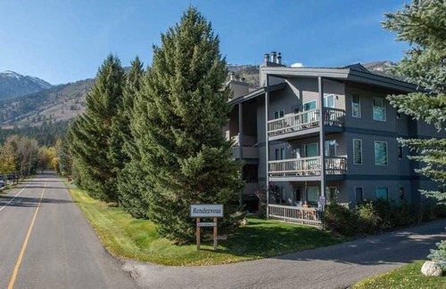 Teton Village Condo | RMR: Rendezvous A3 Condo in Teton Village