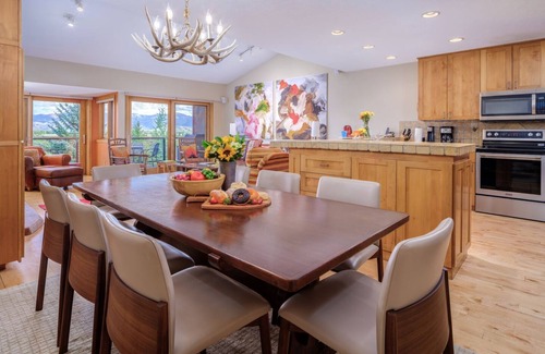 Teton Village House | RMR: Snow Ridge 4 Condo in Teton Village