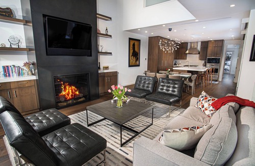 Aspen Ski Chalet | Roaring Fork Chalet by Cuvee | Steps from Aspen Core