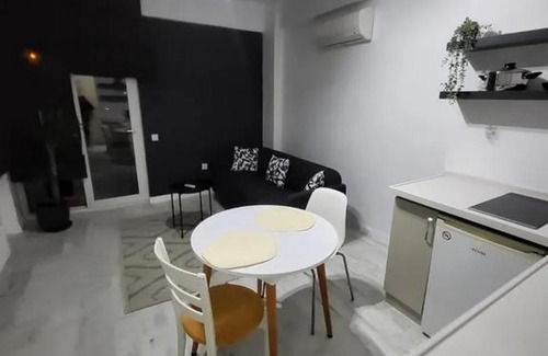 Huescar Apartment | RobertoHome