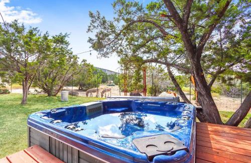 Dripping Springs House | Rock Ridge at the Chaparral