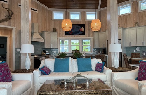Hope Town House | RockPoint: Stunning waterfront villa with the most beautiful view on Elbow Cay