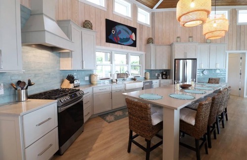 Hope Town House | RockPoint: Stunning waterfront villa with the most beautiful view on Elbow Cay