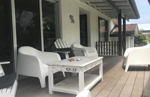 Currarong House | Rockpool Retreat - very well positioned at Currarong. So close to Bosum Beach.