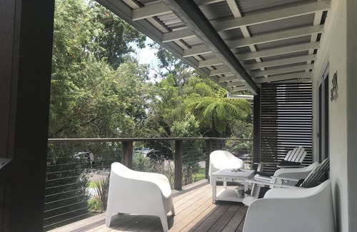 Currarong House | Rockpool Retreat - very well positioned at Currarong. So close to Bosum Beach.