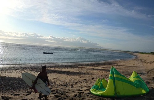 Hu'u House | Rocky Homestay Lakey