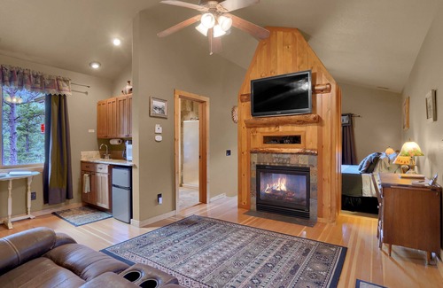 Cascade Cabin | Rocky Mountain Lodge