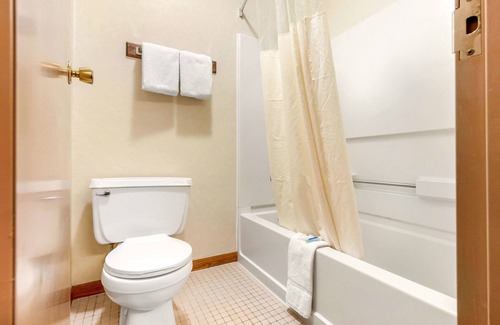 Blair Hotel | Rodeway Inn Blair
