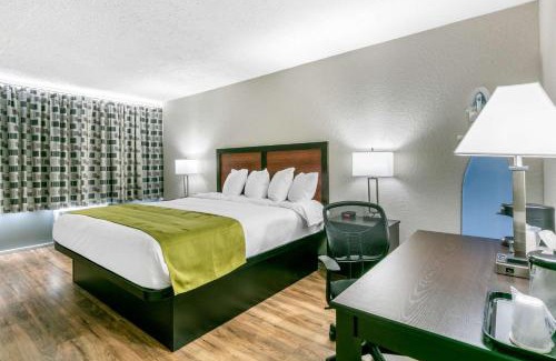 Kingston Springs Hotel | Rodeway Inn Kingston Springs